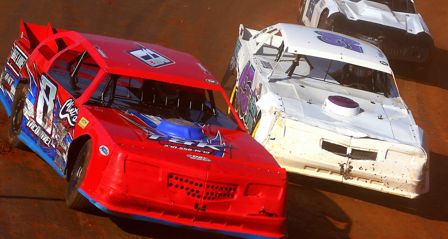 Dirt Tack Exciting Night Of Racing